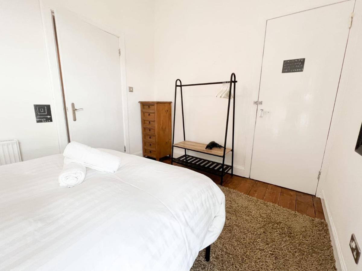 爱丁堡Bohemian 1Br Flat In Abbeyhill公寓 外观 照片